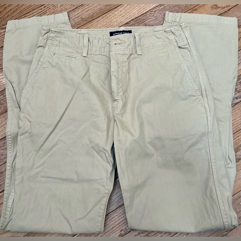 American Eagle Outfitters Men's Khaki Chinos 31/34